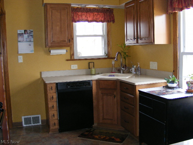 6134 Crossview Road Independence, OH 44131 - Photo 2 of 18