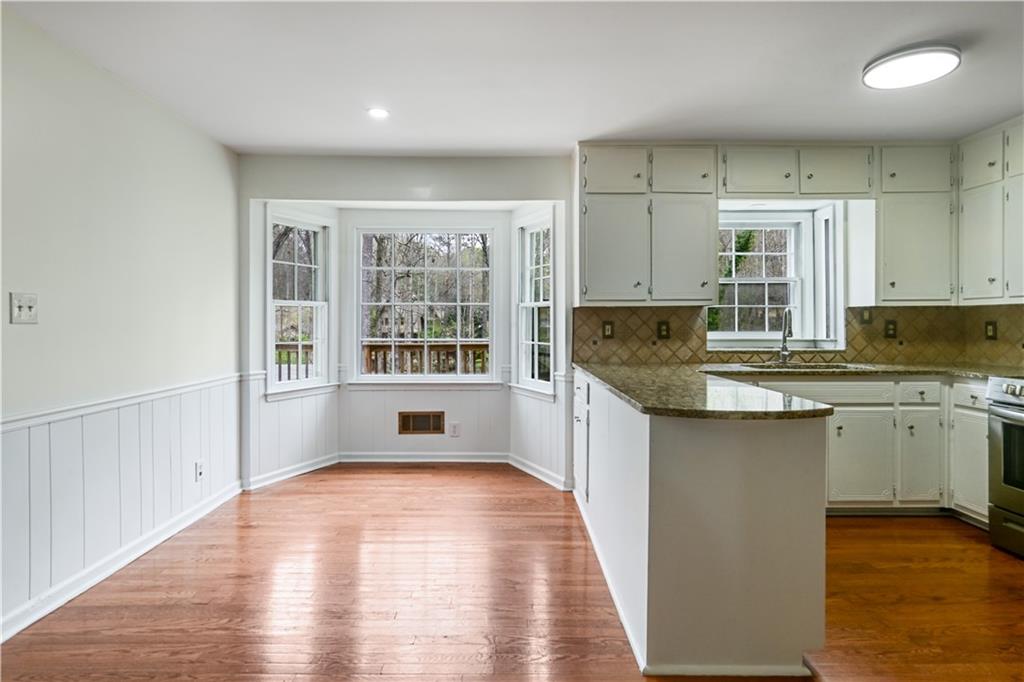 4711 Nutmeg Way Southwest Lilburn, GA 30047 - Photo 11 of 47