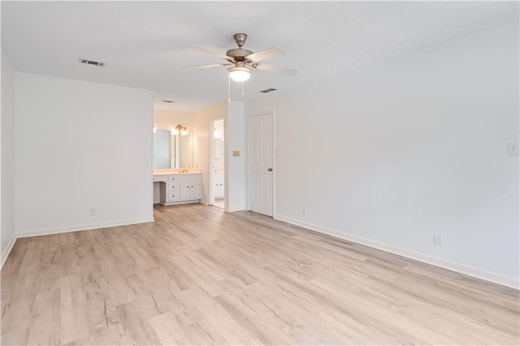 4711 Nutmeg Way Southwest Lilburn, GA 30047 - Photo 16 of 47