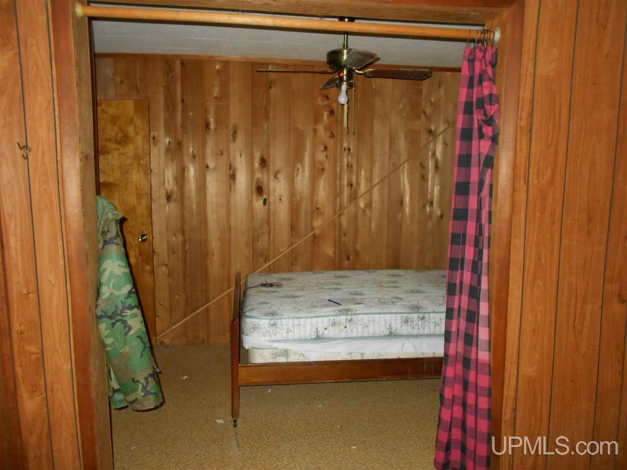14081 Bayview Road Lanse, MI 49946 - Photo 7 of 30 Gallery Image 7