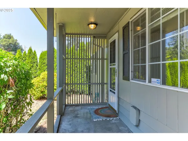 $379,900 | 2630 Southeast 168th Avenue, Portland, OR 97236