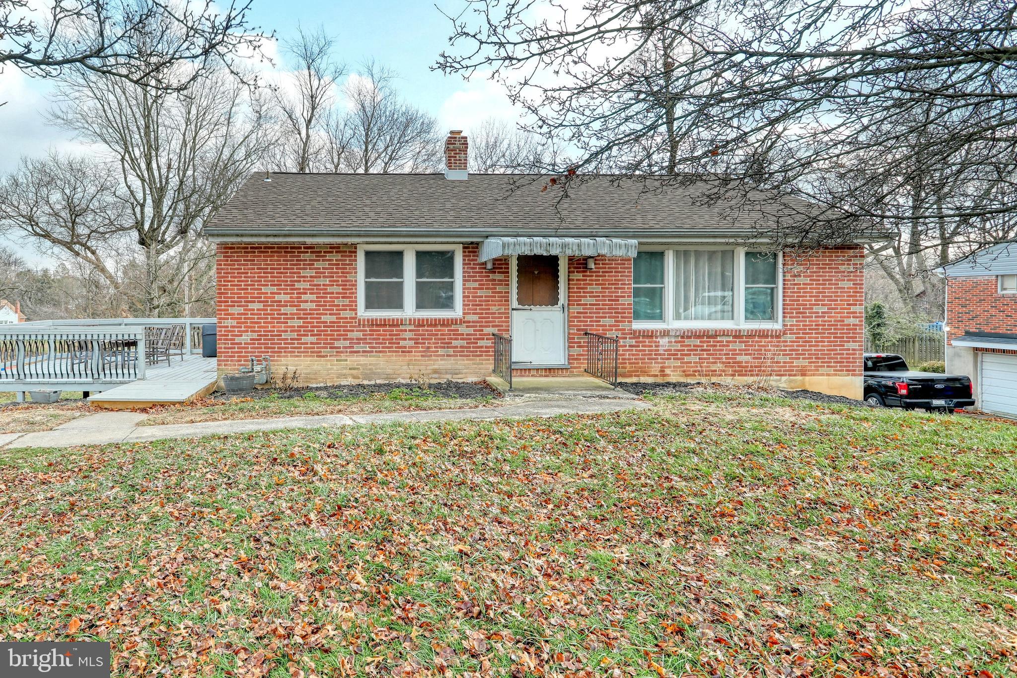 414 Beaumont Road York, PA 17403 - Photo 1 of 35