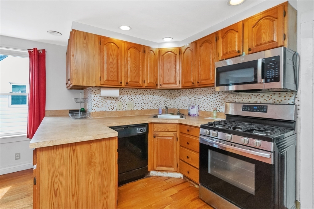 126 Butler Road Quincy, MA 02169 - Photo 27 of 32