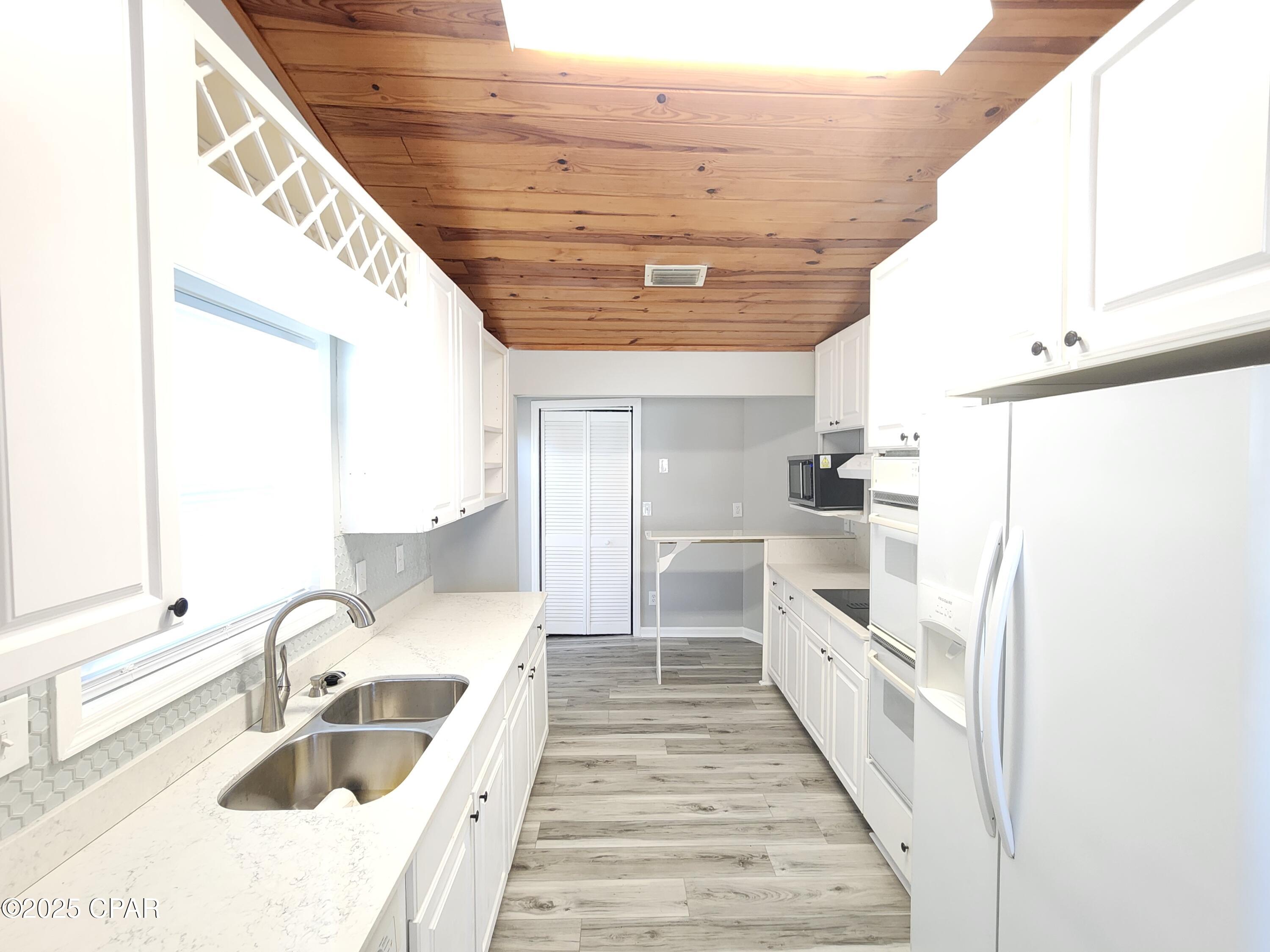 119 Cobb Road Panama City Beach, FL 32413 - Photo 14 of 48