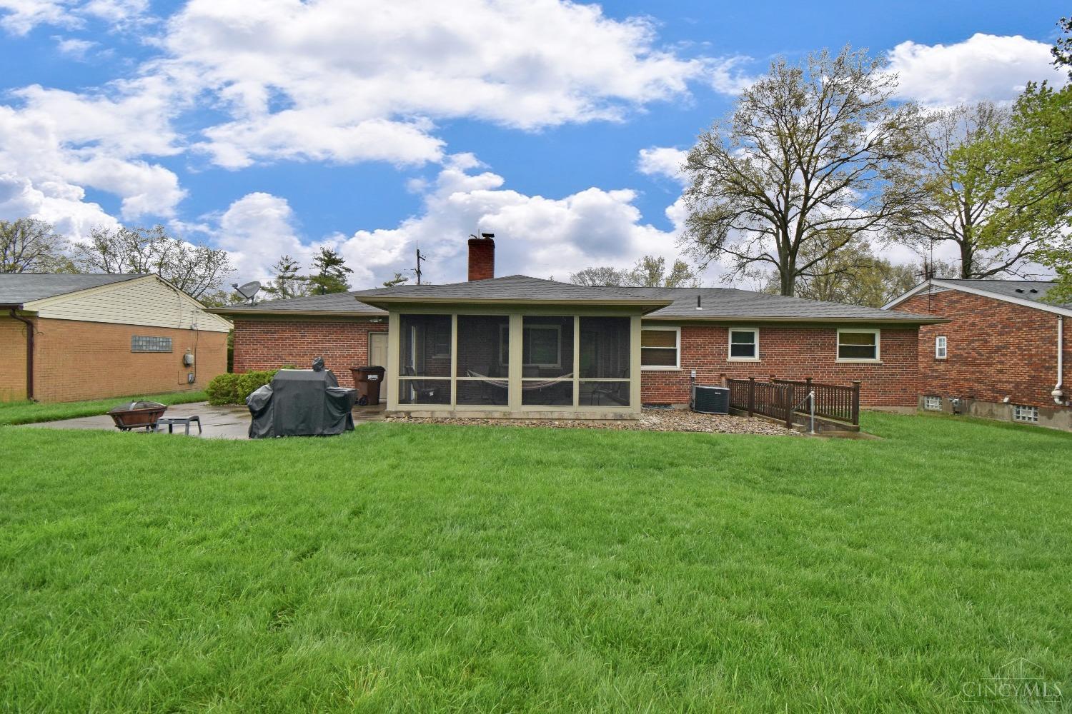 1043 West Galbraith Road Cincinnati, OH 45224 - Photo 30 of 30 Gallery Image 30