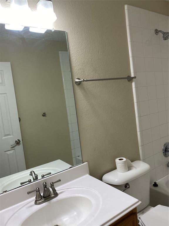 1416 Laurel Hall Lane Little Elm, TX 75068 - Photo 13 of 24 MIDDLE BATH