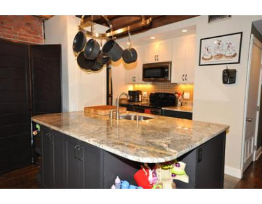 121 Fulton Street, Unit 3 Boston, MA 02109 - Photo 1 of 15