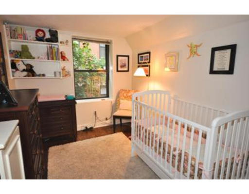 121 Fulton Street, Unit 3 Boston, MA 02109 - Photo 12 of 15