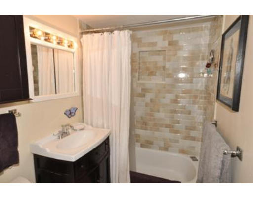 121 Fulton Street, Unit 3 Boston, MA 02109 - Photo 13 of 15