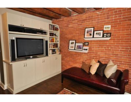 121 Fulton Street, Unit 3 Boston, MA 02109 - Photo 7 of 15