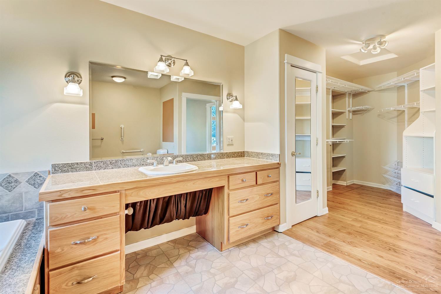 17550 Mountain View Road Sisters, OR 97759 - Photo 14 of 25 Additional Photo