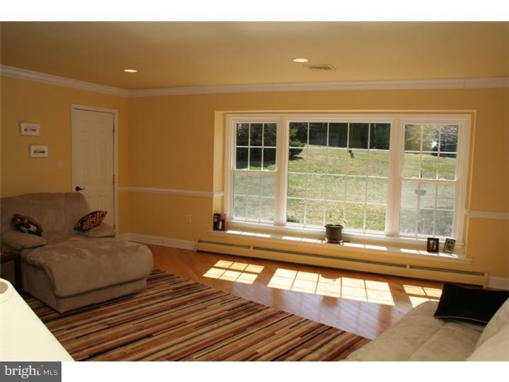 2 Eldridge Road Newtown, PA 18940 - Photo 11 of 25 Living Room