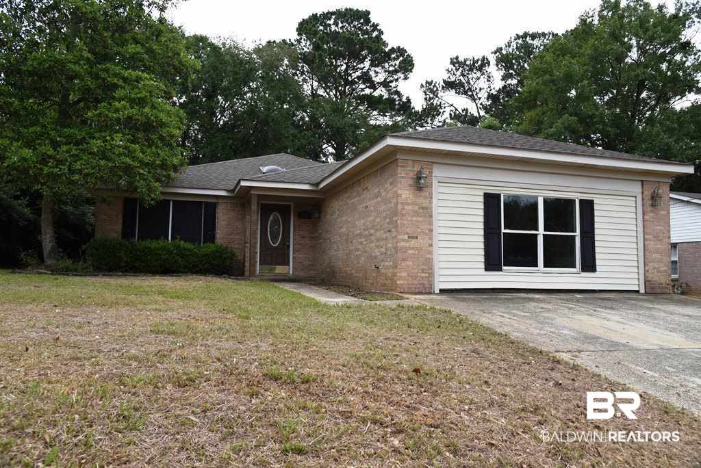 561 Stuart Street Daphne, AL 36526 - Photo 2 of 16 Gallery Image 2