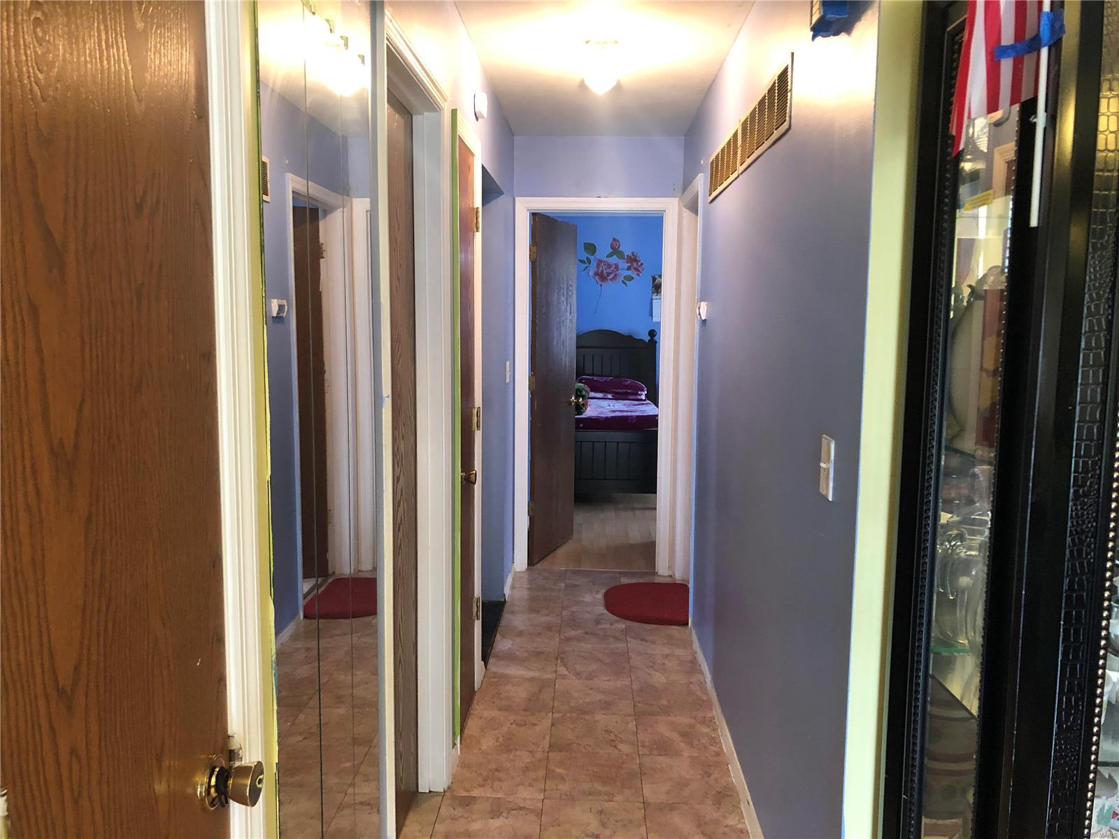 8208 Morgan Ford Road St. Louis, MO 63123 - Photo 6 of 18