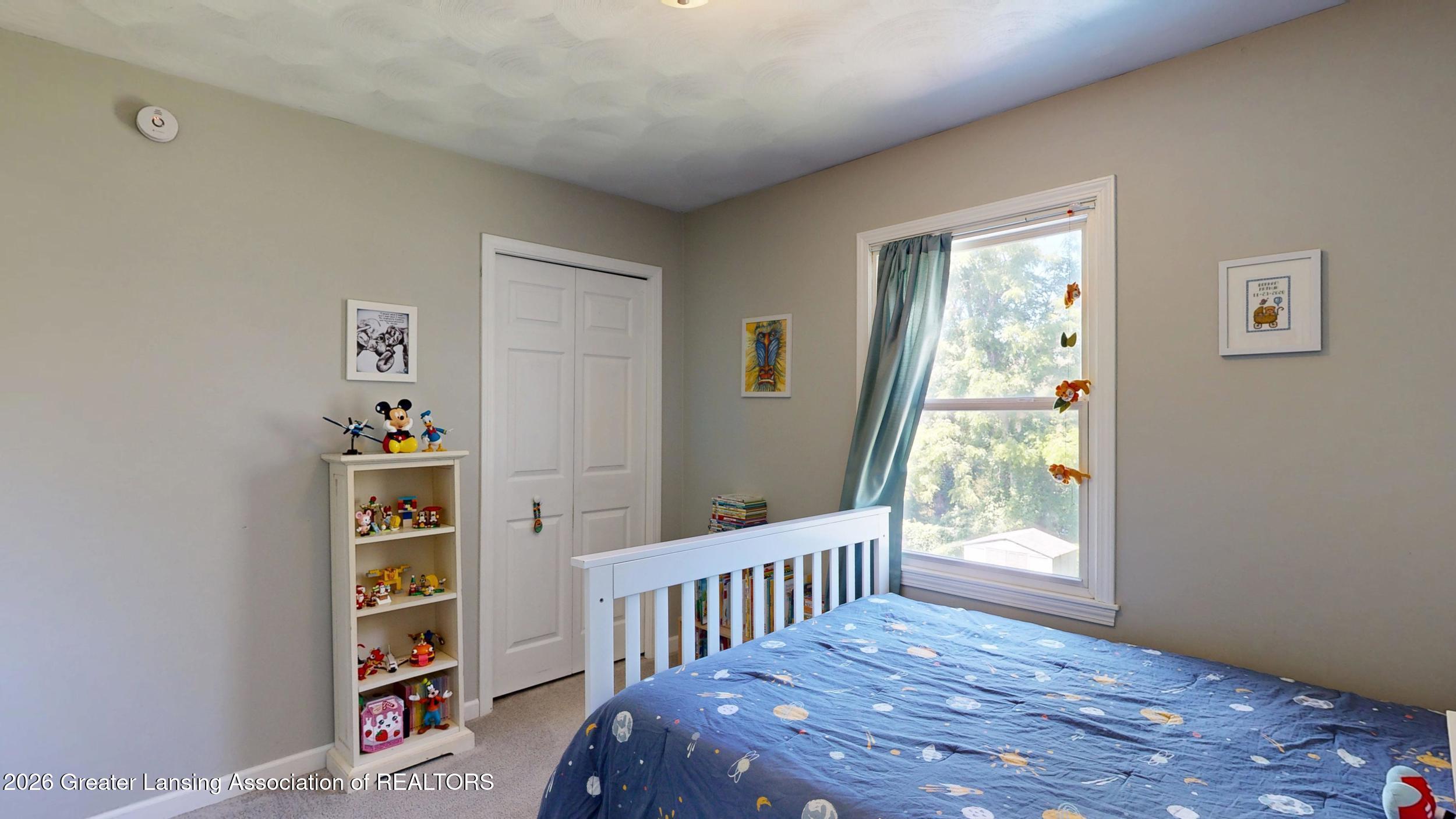 916 South Canal Road Lansing, MI 48917 - Photo 28 of 62 Bedroom 3