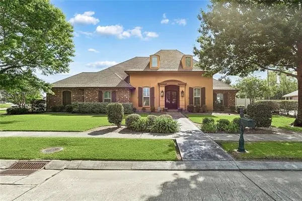 $595,000 | 207 Lac Verret Drive, Luling, LA 70070