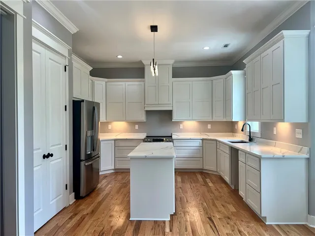 $690,000 | 506 Horseshoe Drive, Seneca, SC 29678