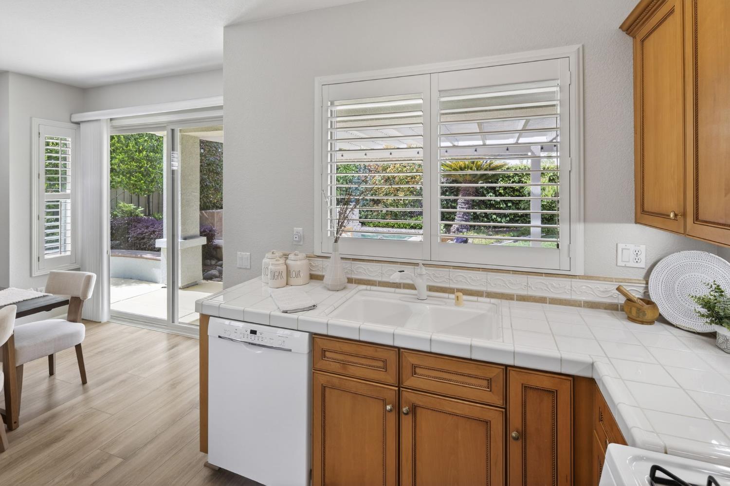 1230 Sun Valley Loop Lincoln, CA 95648 - Photo 9 of 40