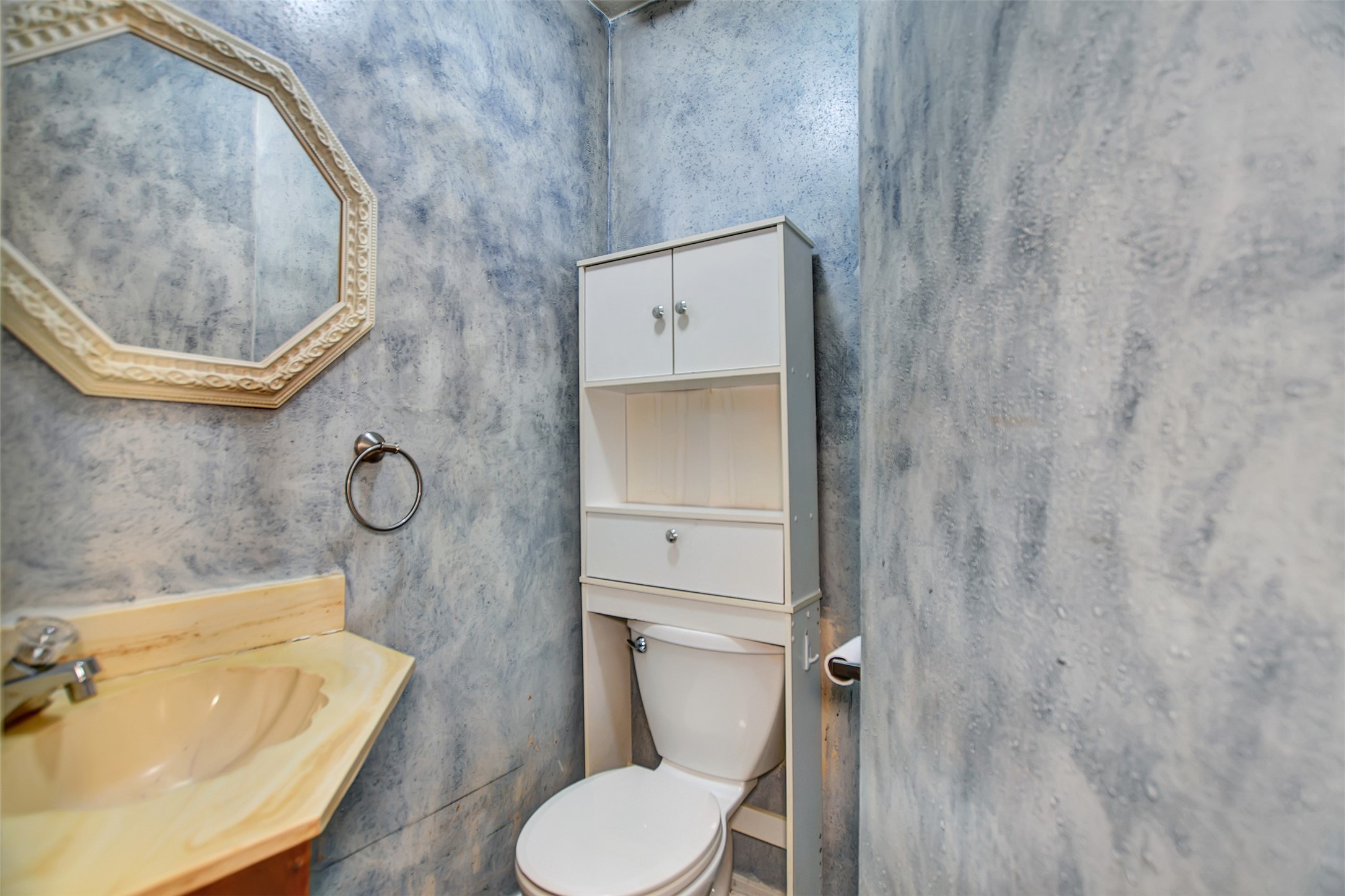 17327 Thorhill Street Spring, TX 77379 - Photo 18 of 44
