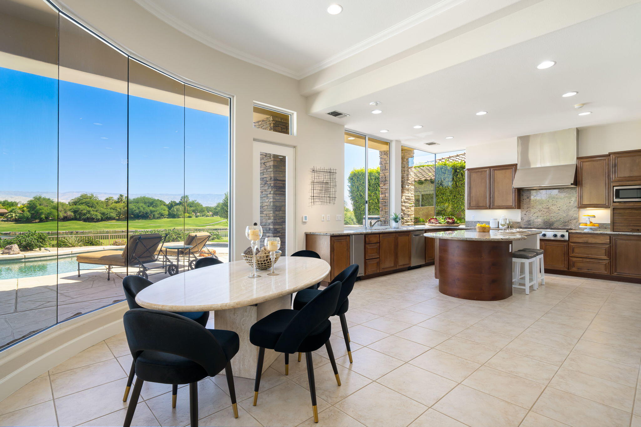 142 Loch Lomond Road Rancho Mirage, CA 92270 - Photo 19 of 62 54-web-or-mls-JBLochInteriors_2023_026