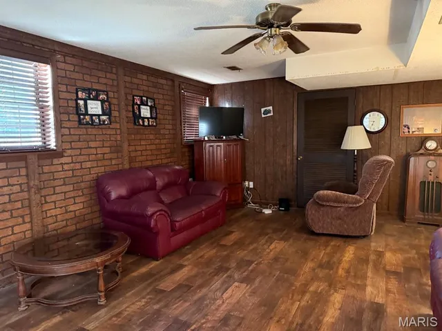 $219,000 | 10357 County Road 605, Dexter, MO 63841