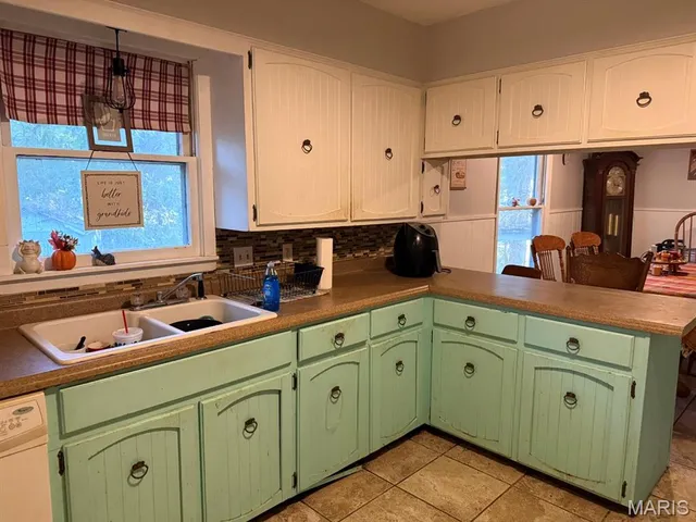 $219,000 | 10357 County Road 605, Dexter, MO 63841