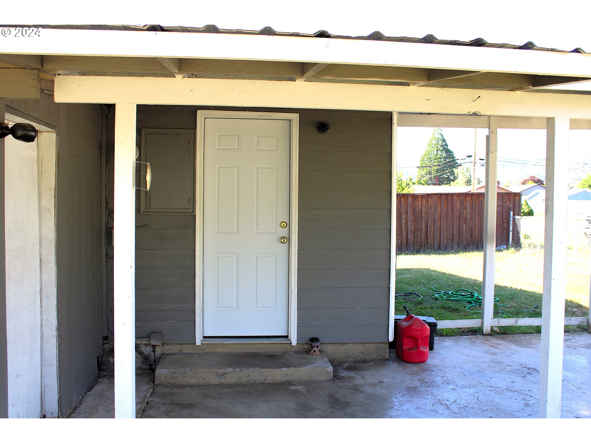 136 Park Street Riddle, OR 97469 - Photo 5 of 17 a view of outdoor space and porch