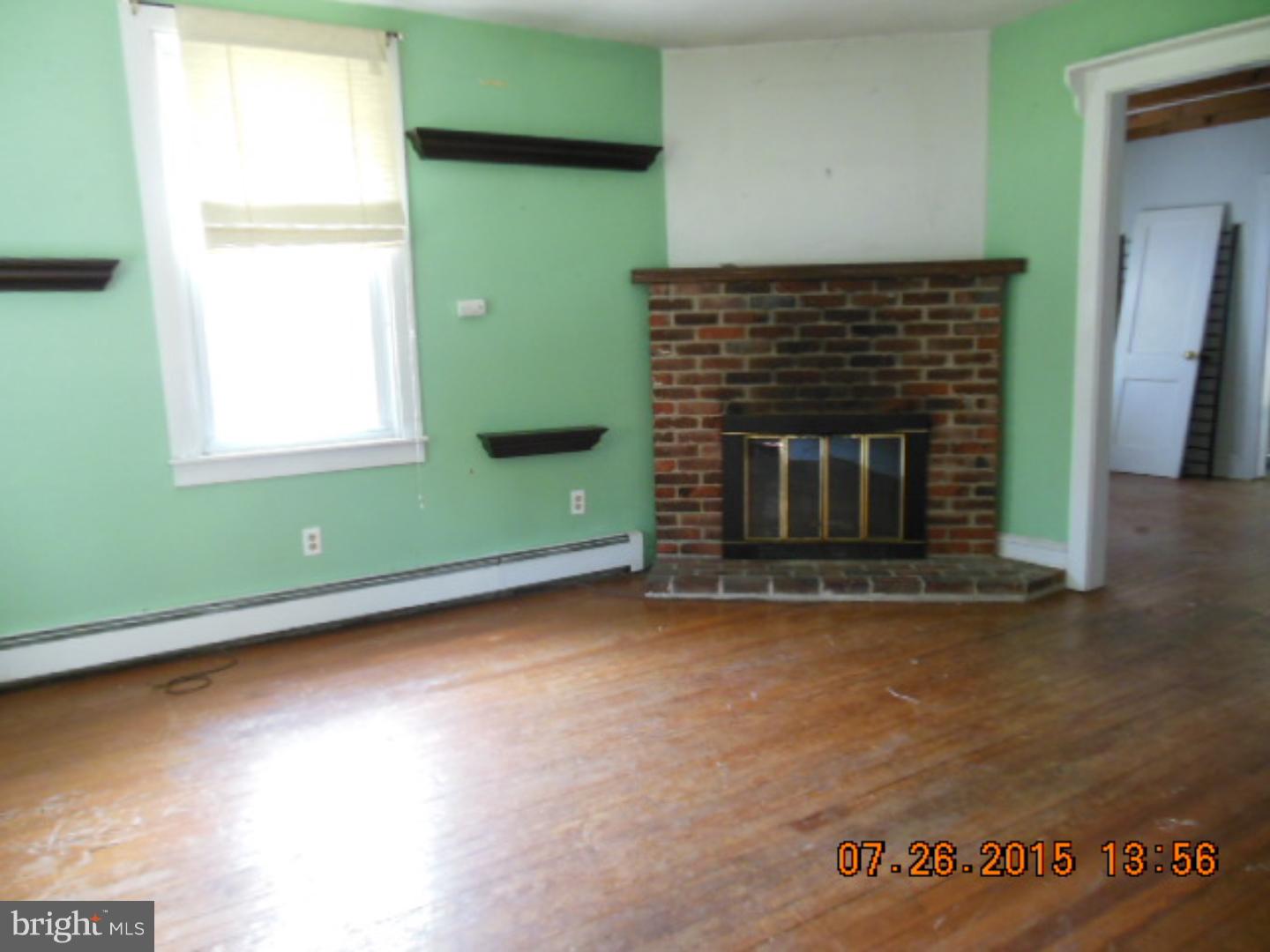 312 South Devon Avenue Wayne, PA 19087 - Photo 2 of 11