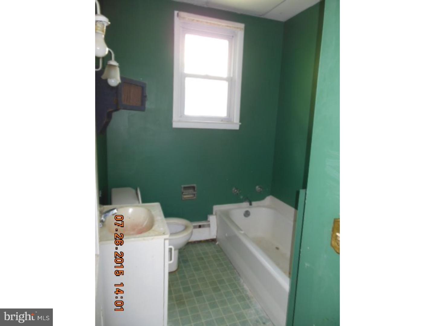 312 South Devon Avenue Wayne, PA 19087 - Photo 6 of 11