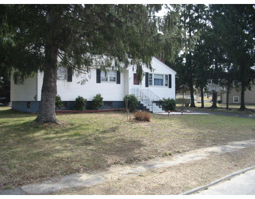 12 Patricia Road Billerica, MA 01821 - Photo 9 of 9