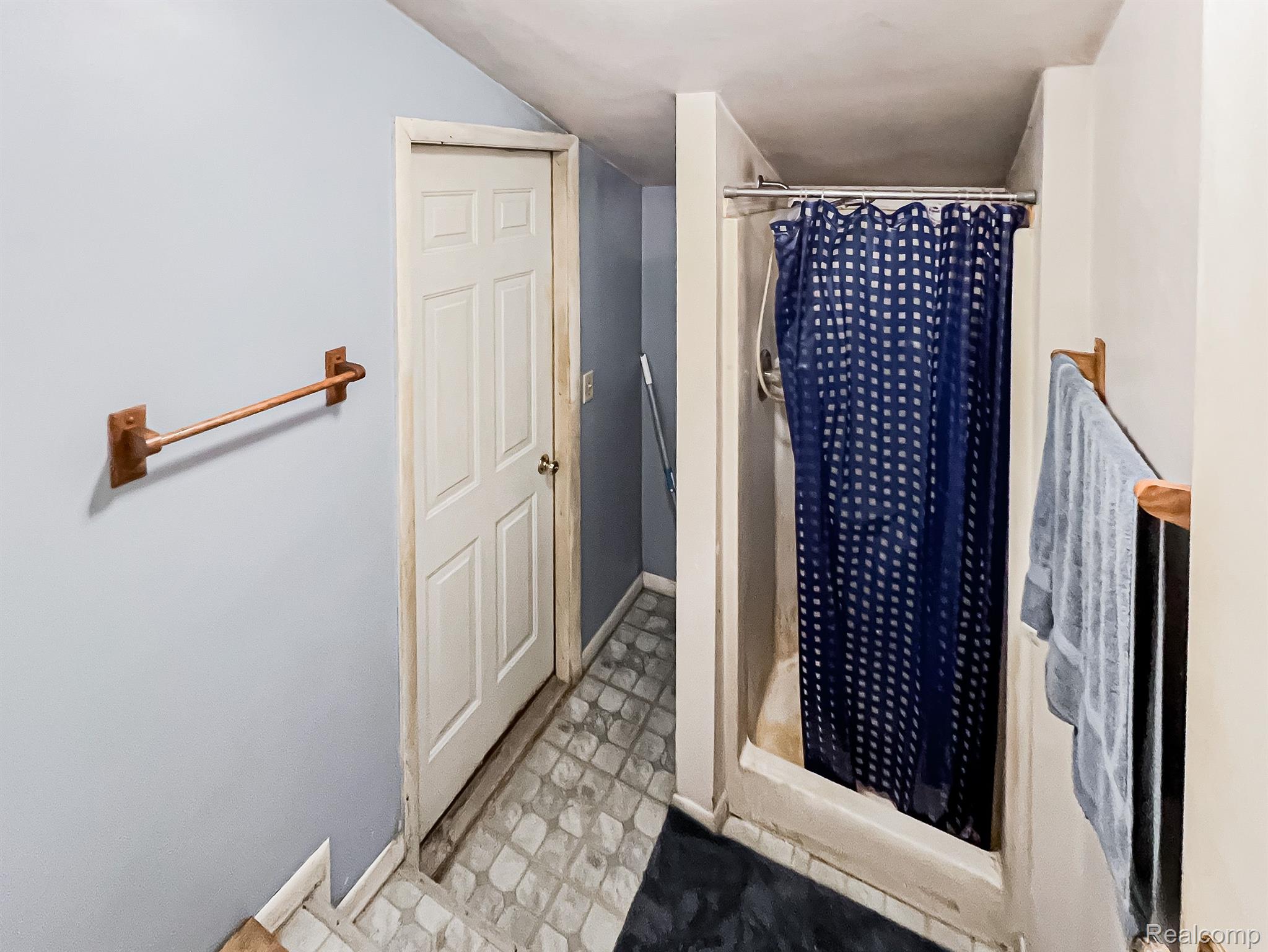 10180 Newburg Road Durand, MI 48429 - Photo 9 of 15 Gallery Image 9