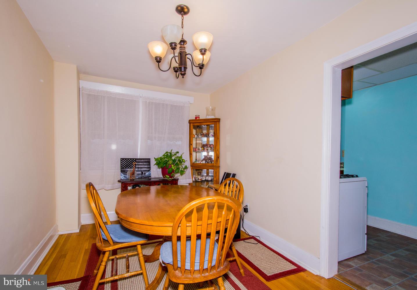 144 West Edgevale Road Baltimore, MD 21225 - Photo 7 of 15 Dining Room