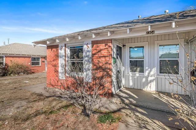 $750 | 2304-2 Southwest 8th Avenue, Amarillo, TX 79106
