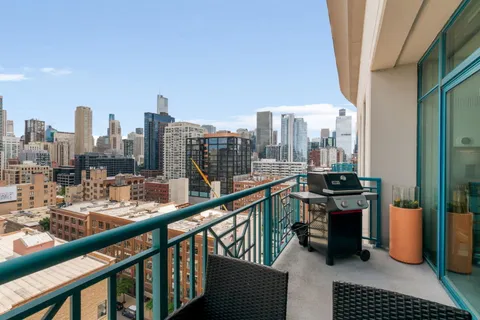 $399,000 | 340 West Superior Street, Unit 1603, Chicago, IL 60654