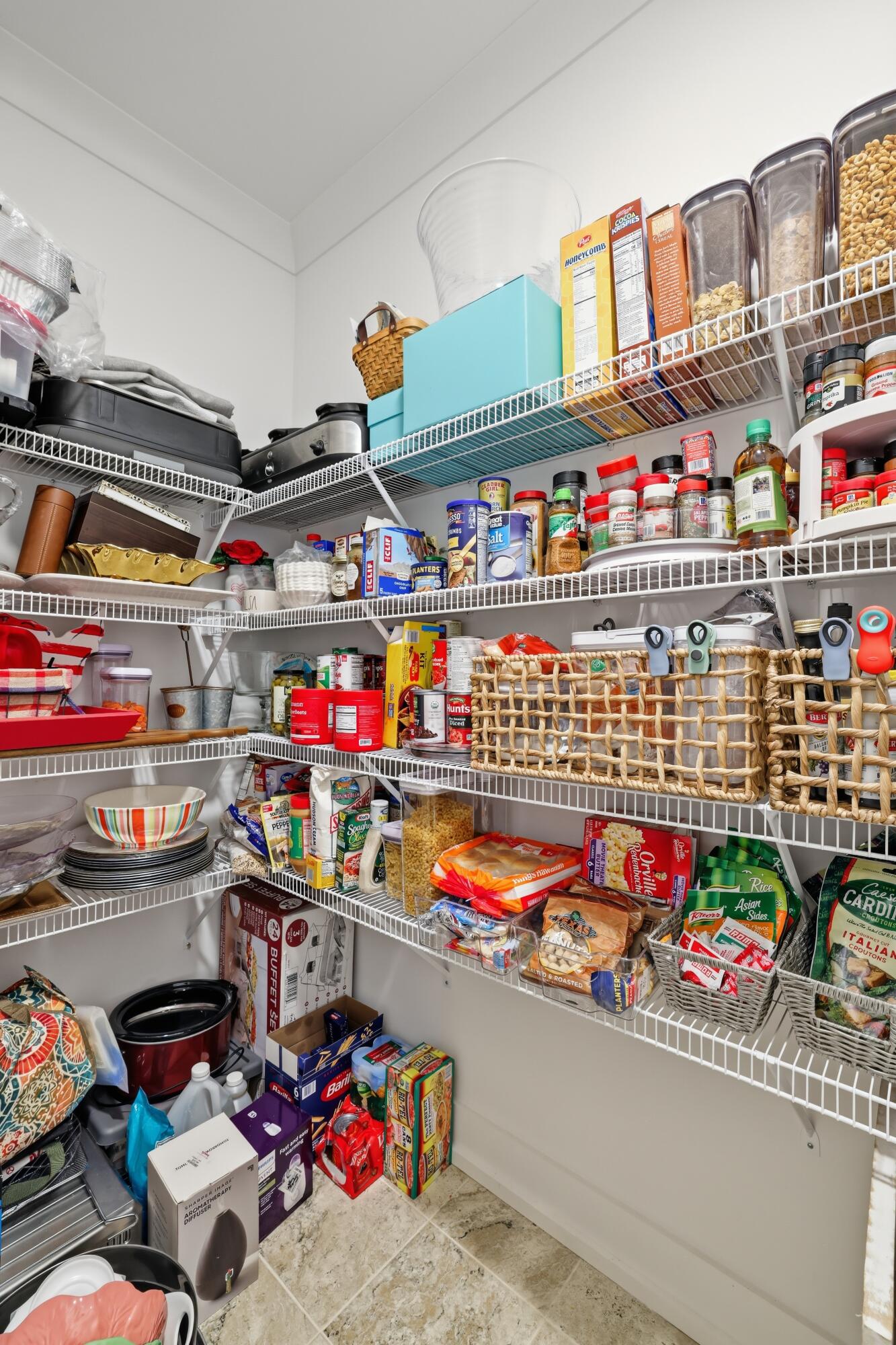 6871 Carnell Way Chattanooga, TN 37421 - Photo 12 of 31 Pantry