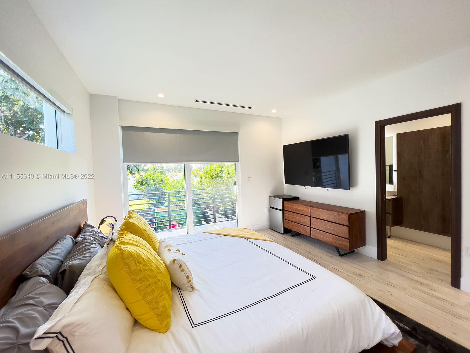 3056 Southwest 18th Street Miami, FL 33145 - Photo 19 of 22 Gallery Image 19