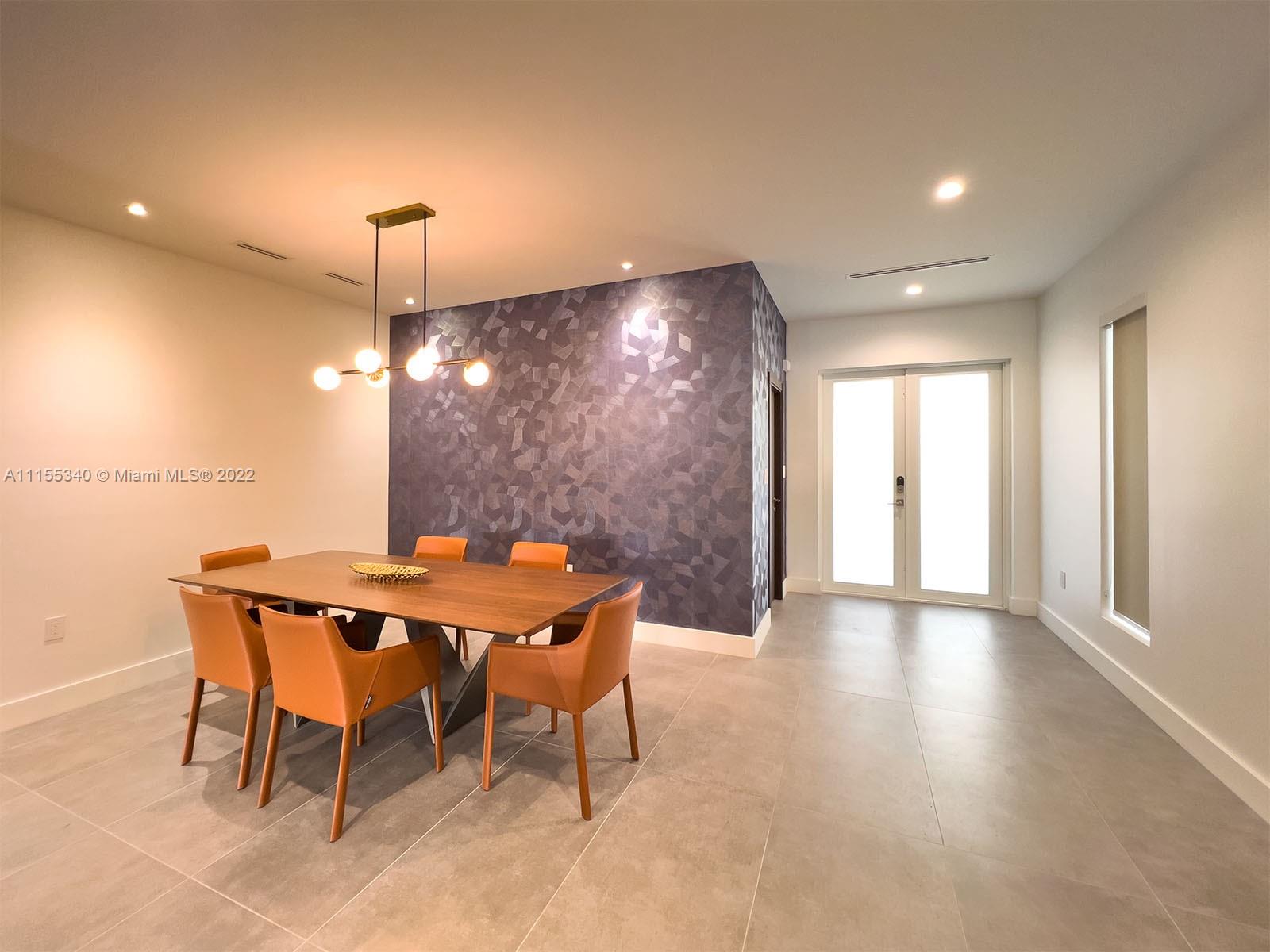 3056 Southwest 18th Street Miami, FL 33145 - Photo 9 of 22 Gallery Image 9