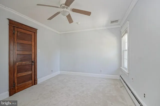 an empty room with closet