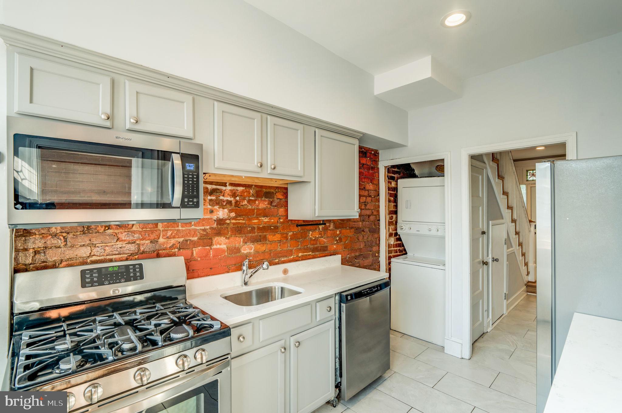 104 15th Street Southeast, Unit A Washington, DC 20003 - Photo 14 of 20