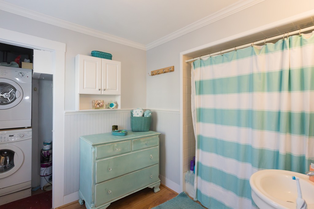 14 Reed Street, Unit 1 Marblehead, MA 01945 - Photo 8 of 21 Gallery Image 8