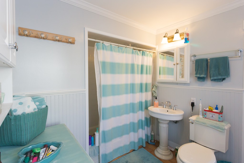 14 Reed Street, Unit 1 Marblehead, MA 01945 - Photo 9 of 21 Gallery Image 9