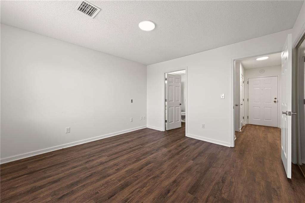 300 Johnson Ferry Road, Unit B604 Sandy Springs, GA 30328 - Photo 21 of 32