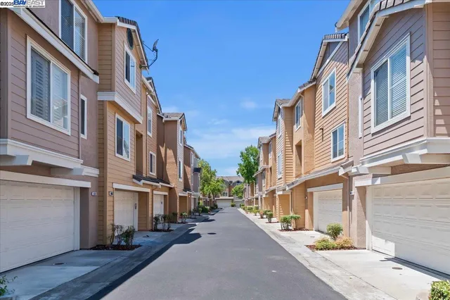 $799,000 | 4682 Central Parkway, Dublin, CA 94568