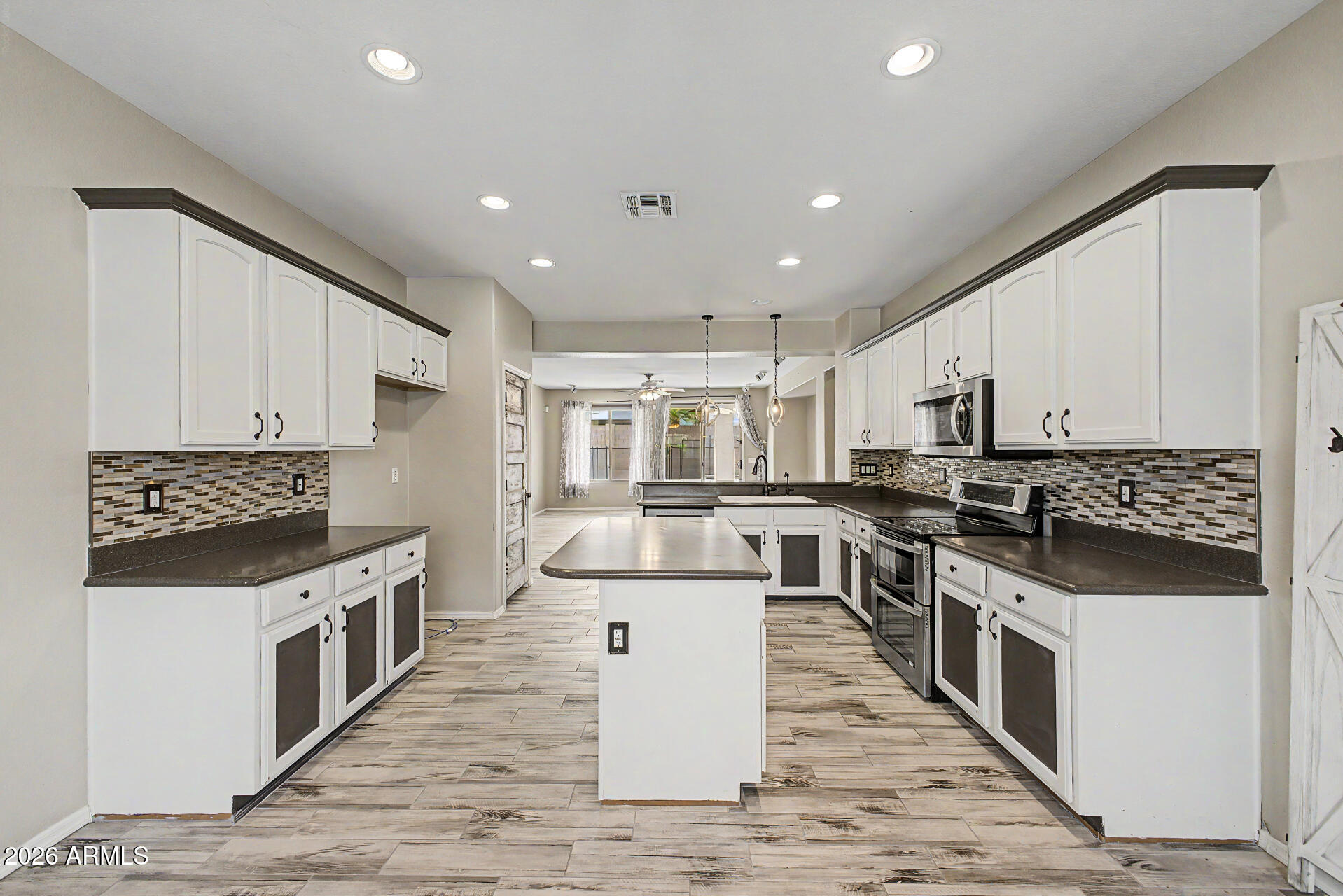 18585 East Ryan Road Queen Creek, AZ 85142 - Photo 11 of 25 19-Ryan