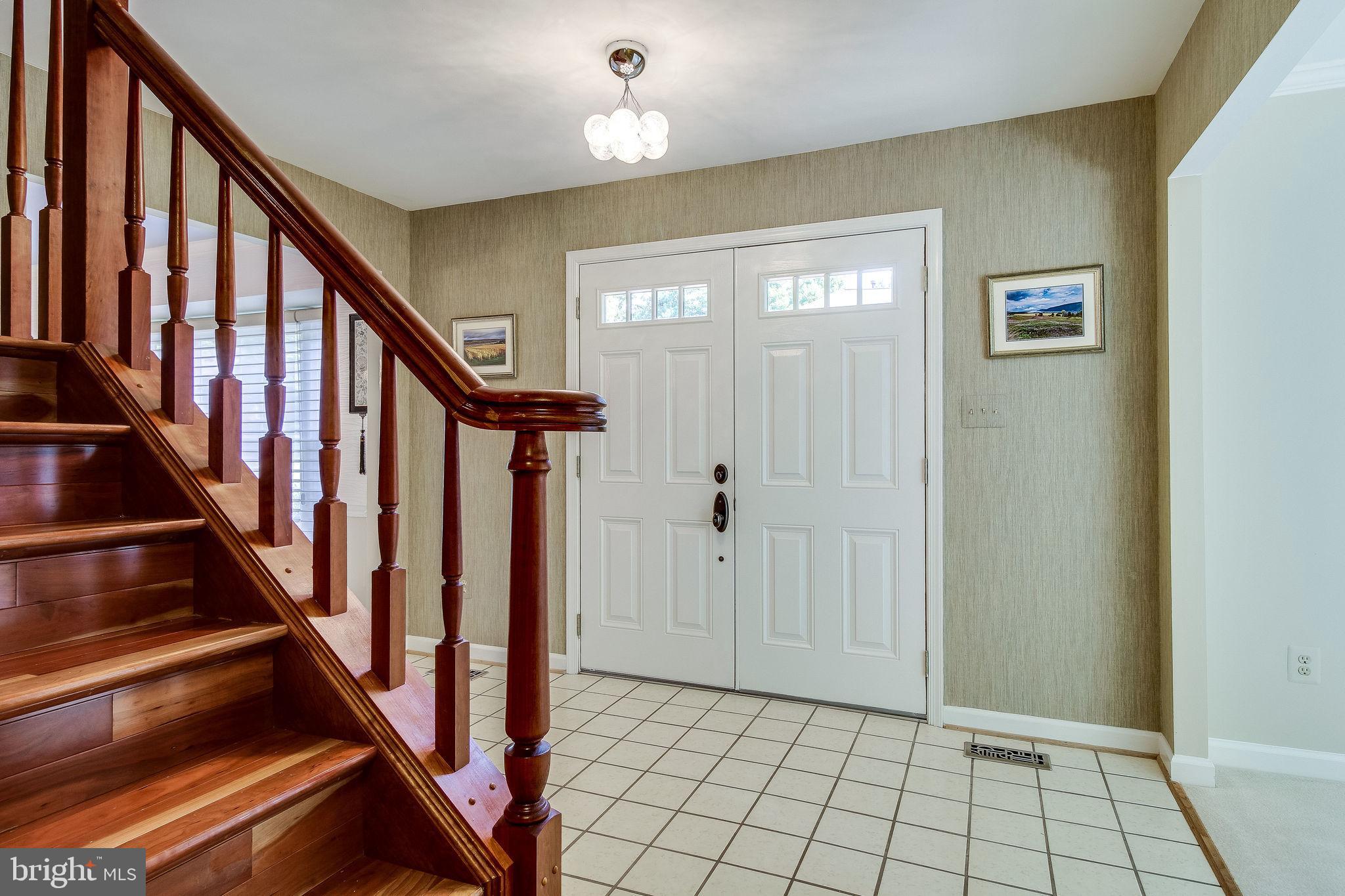 4902 Old Well Road Annandale, VA 22003 - Photo 4 of 62