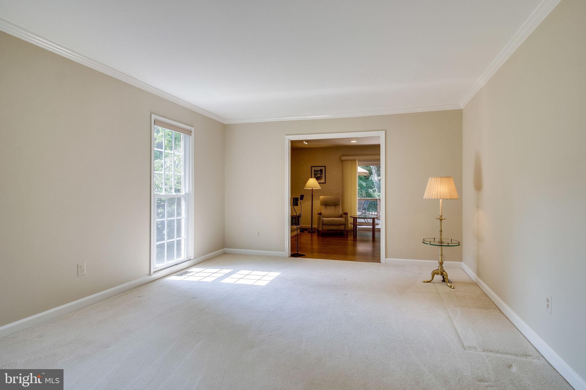 4902 Old Well Road Annandale, VA 22003 - Photo 5 of 62