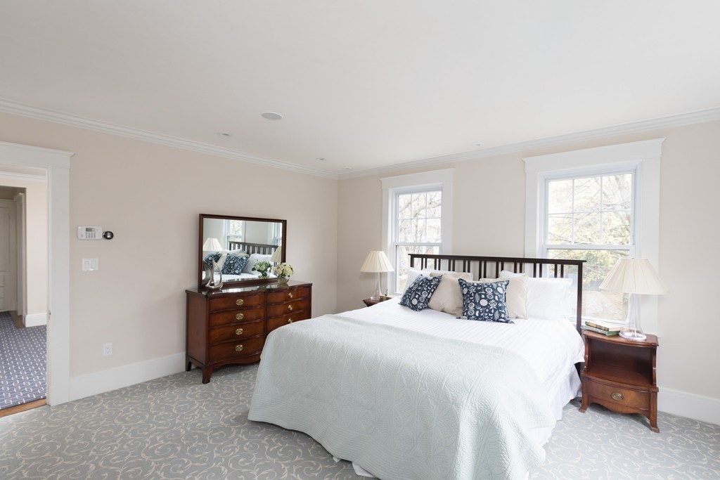 147 Clinton Road Brookline, MA 02445 - Photo 18 of 30
