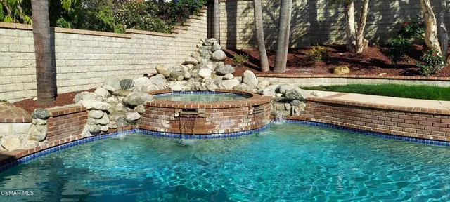 a view of outdoor space