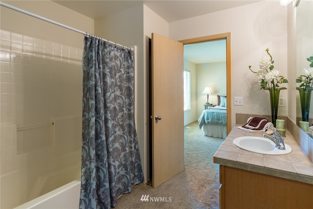 15509 40th Drive Southeast Bothell, WA 98012 - Photo 17 of 25