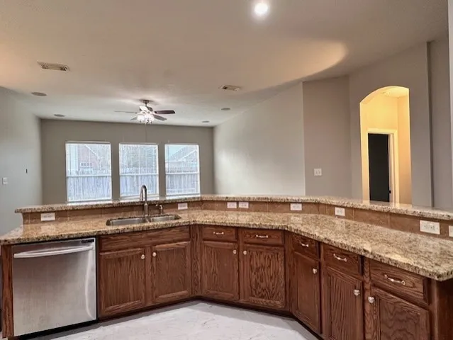 $2,650 | 18507 South Raven Shore Drive, Cypress, TX 77433